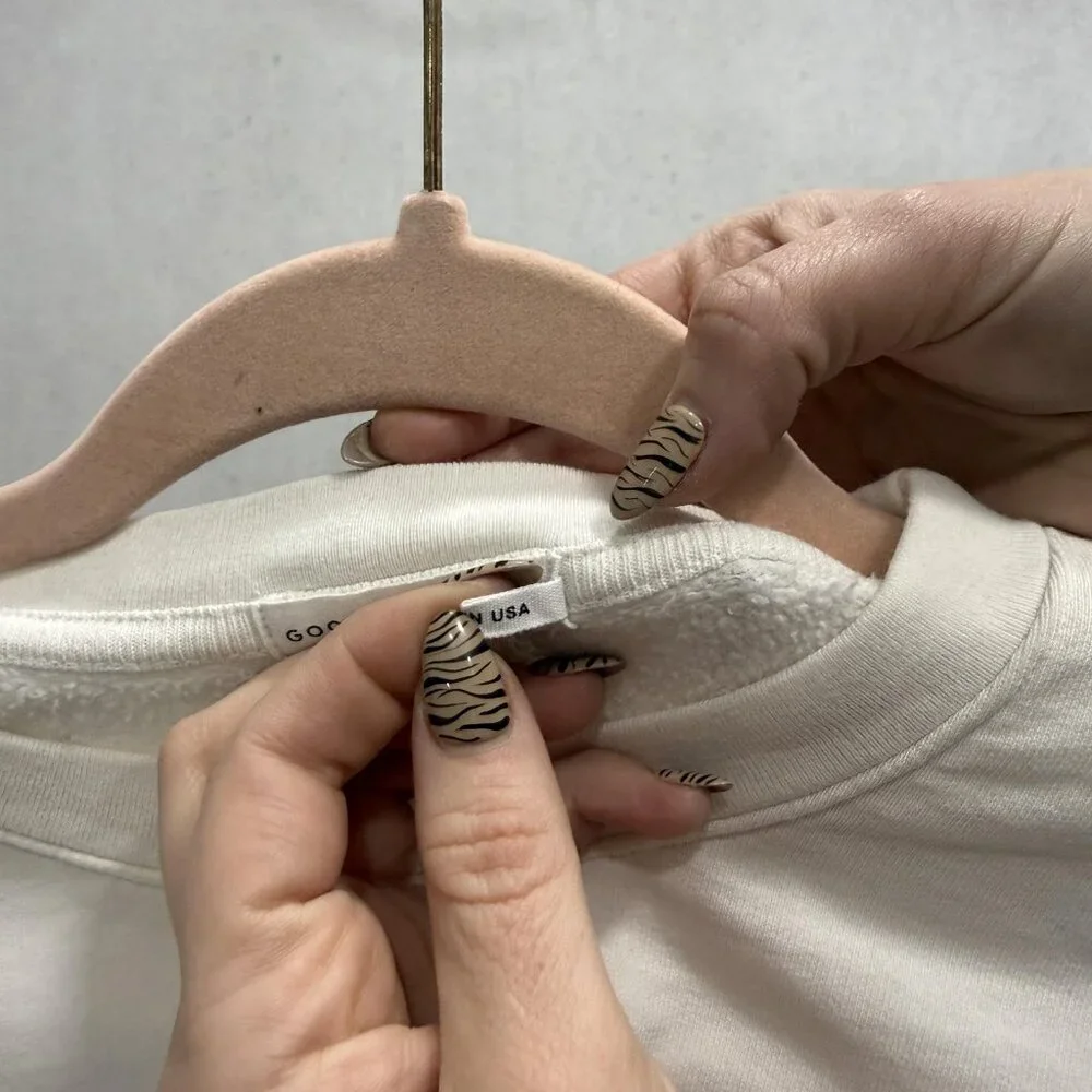 Good American Sweatshirt Womens 2 White Good Mama Graphic Crewneck Pullover - Picture 3 of 12